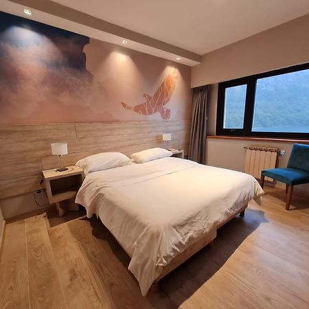 Hotel Alun Nehuen 산카를로스데바릴로체 외부 사진