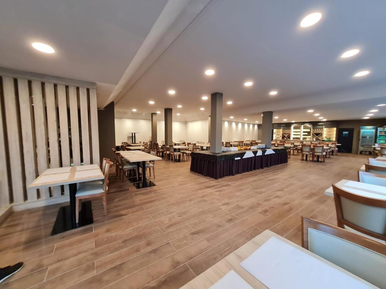 Hotel Alun Nehuen 산카를로스데바릴로체 외부 사진