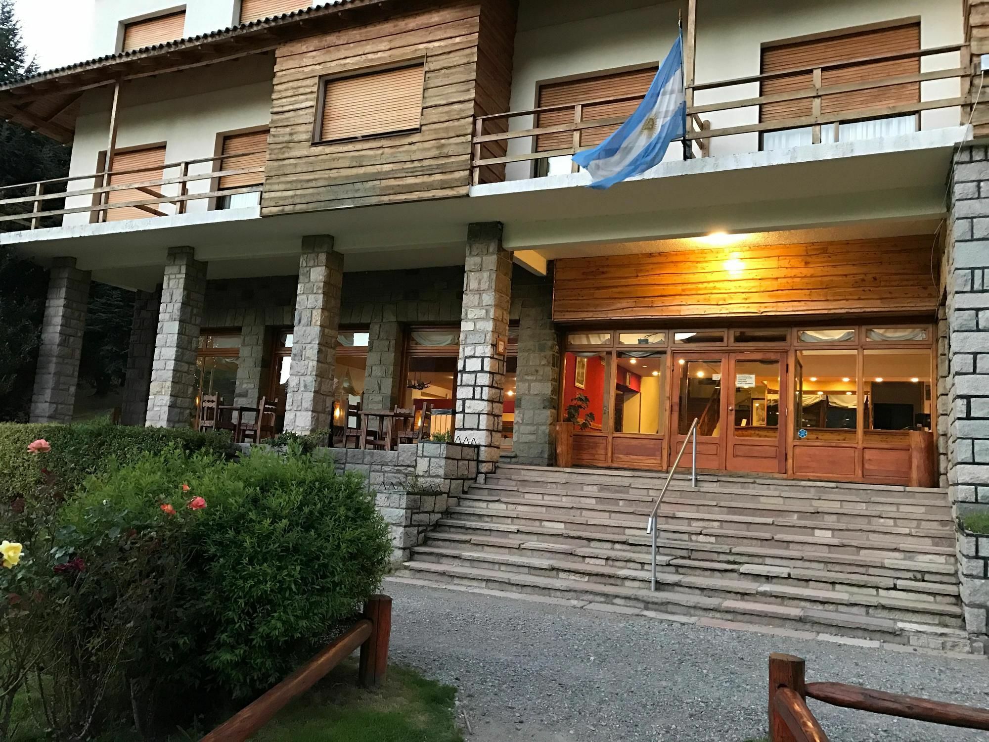 Hotel Alun Nehuen 산카를로스데바릴로체 외부 사진
